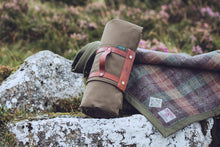 Load image into Gallery viewer, The Field Rug